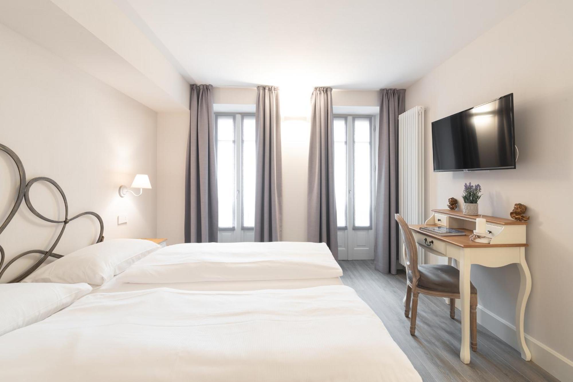 Antico Borgo B&B Cannobio Room photo